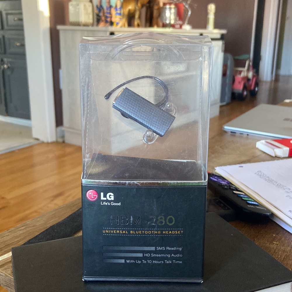 LG Electronics LG HBM-280